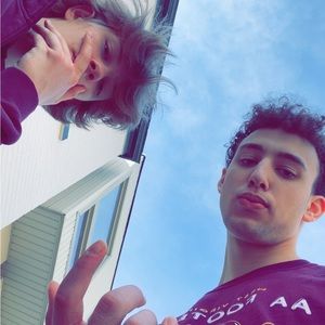 Meet your Posher, Trey